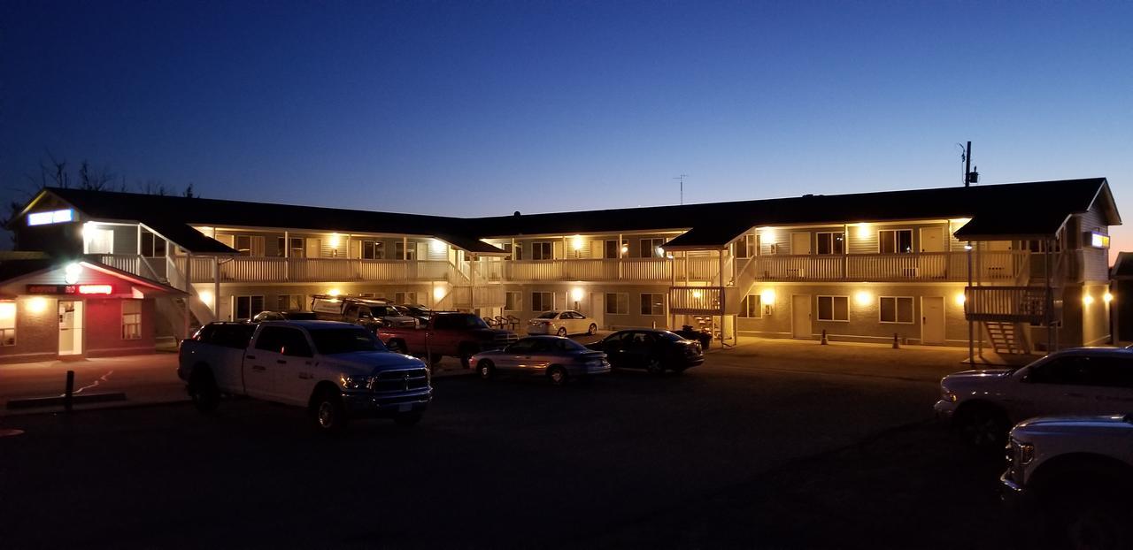 Twilight Country Motel Boyle 外观 照片