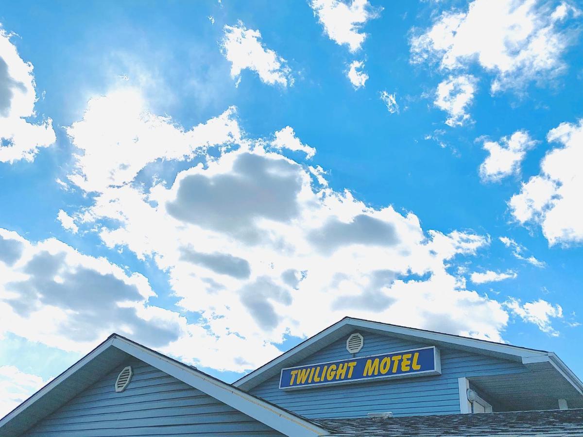 Twilight Country Motel Boyle 外观 照片