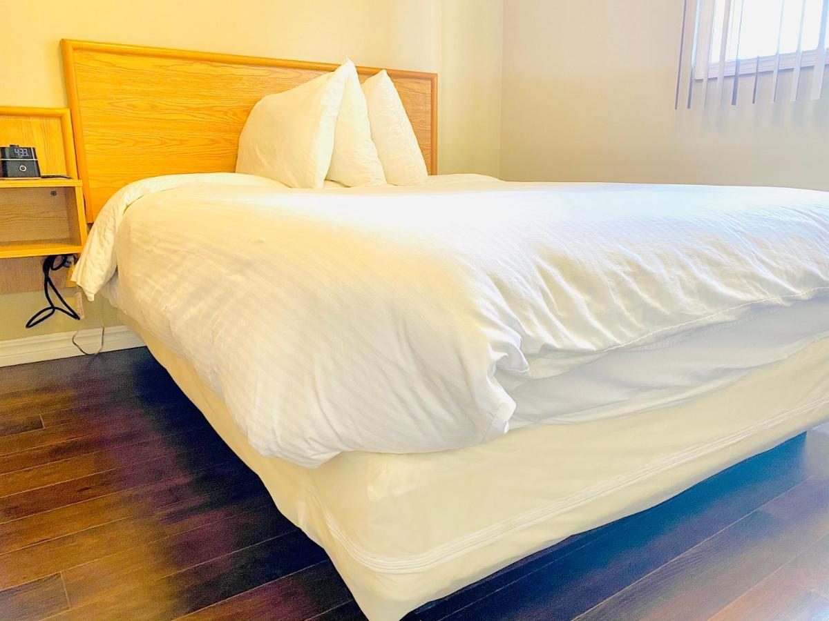 Twilight Country Motel Boyle 外观 照片